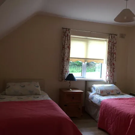 2 Woodbrook * Dunmore East