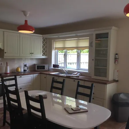 2 Woodbrook